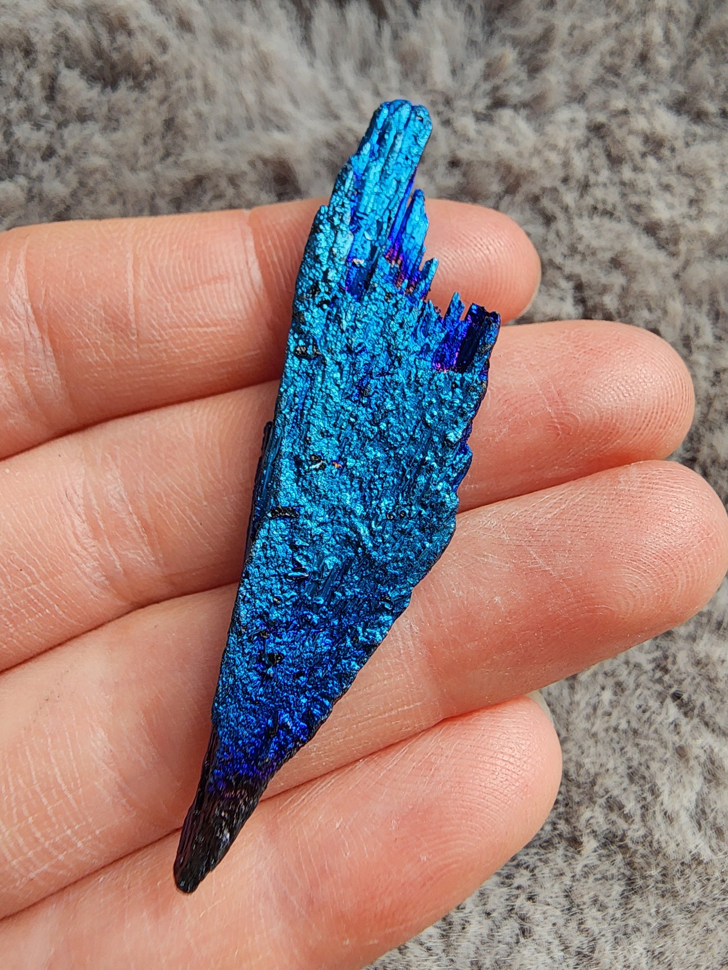 2 Aura Kyanite Fans