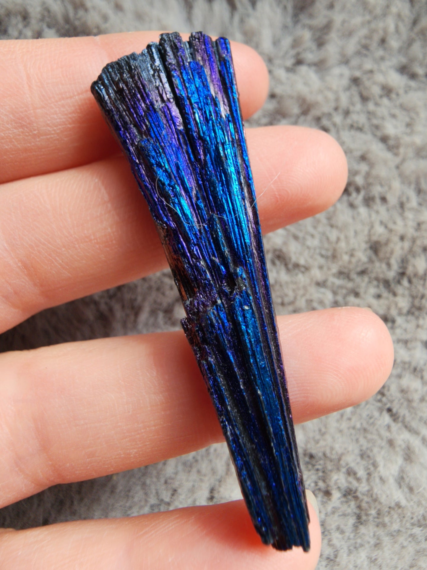 2 Aura Kyanite Fans