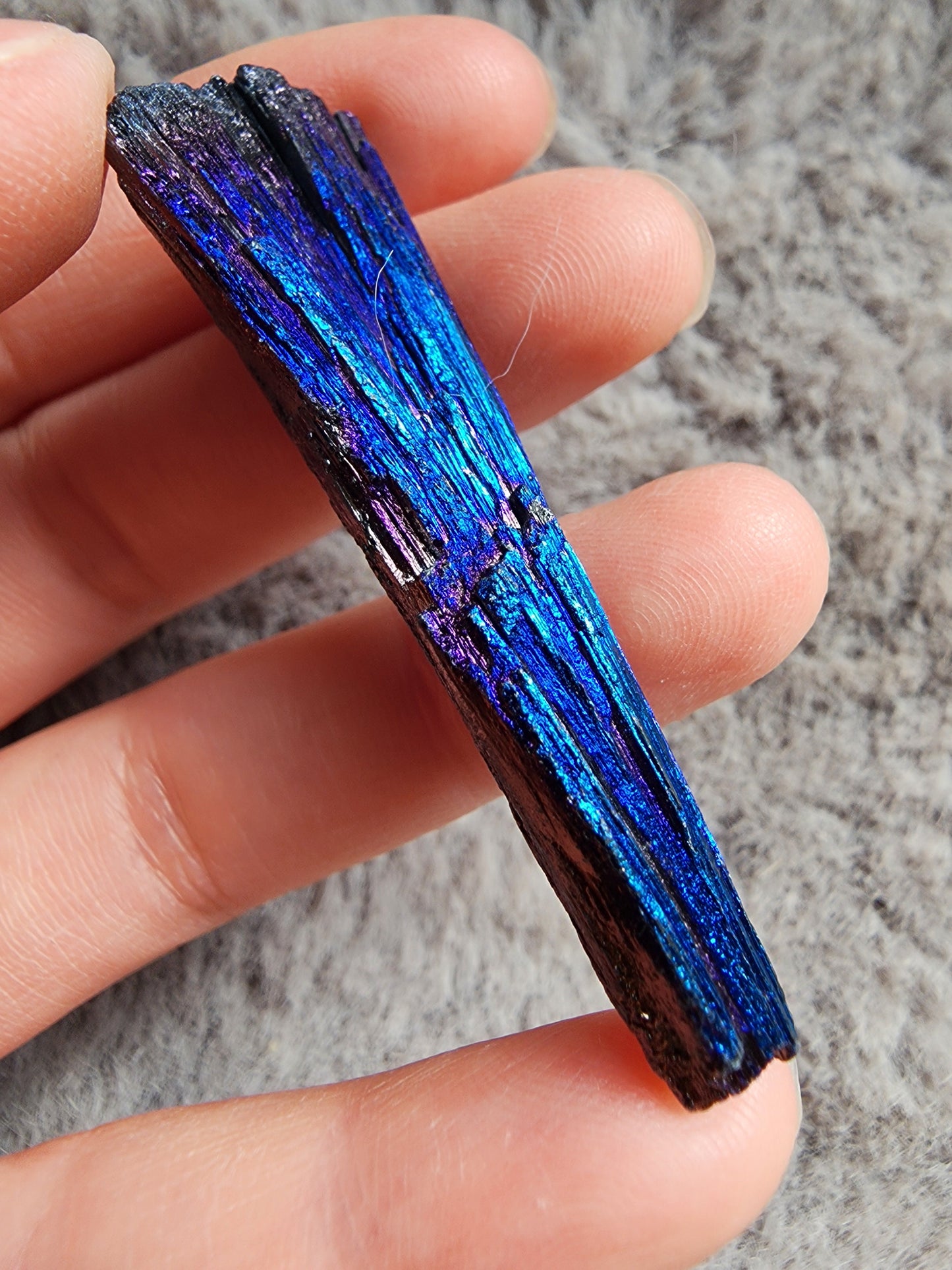 2 Aura Kyanite Fans