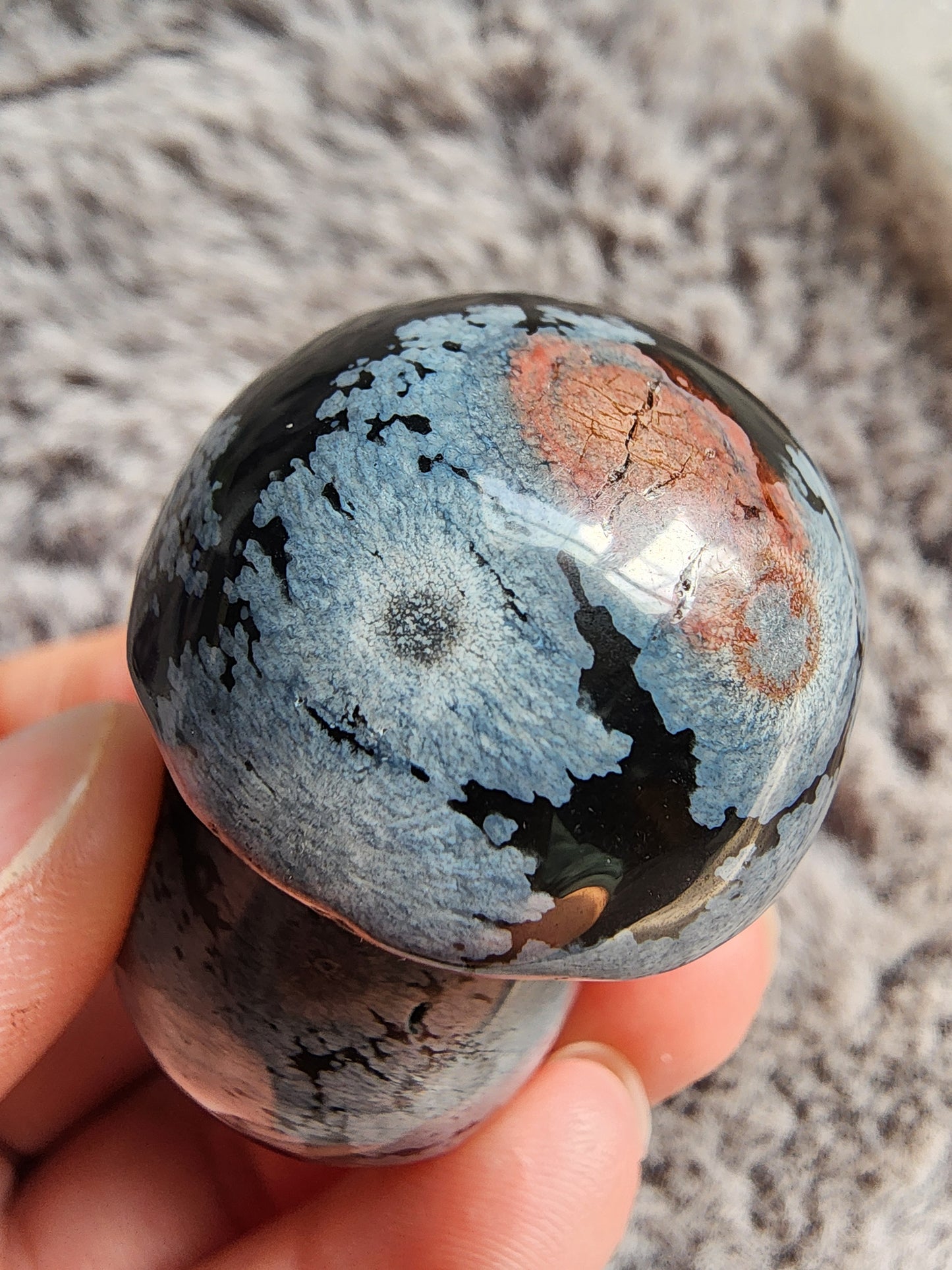 Snowflake Obsidian Mushroom
