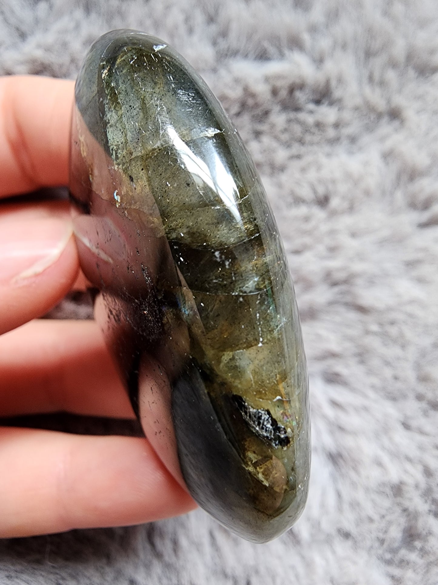Labradorite Palmstone