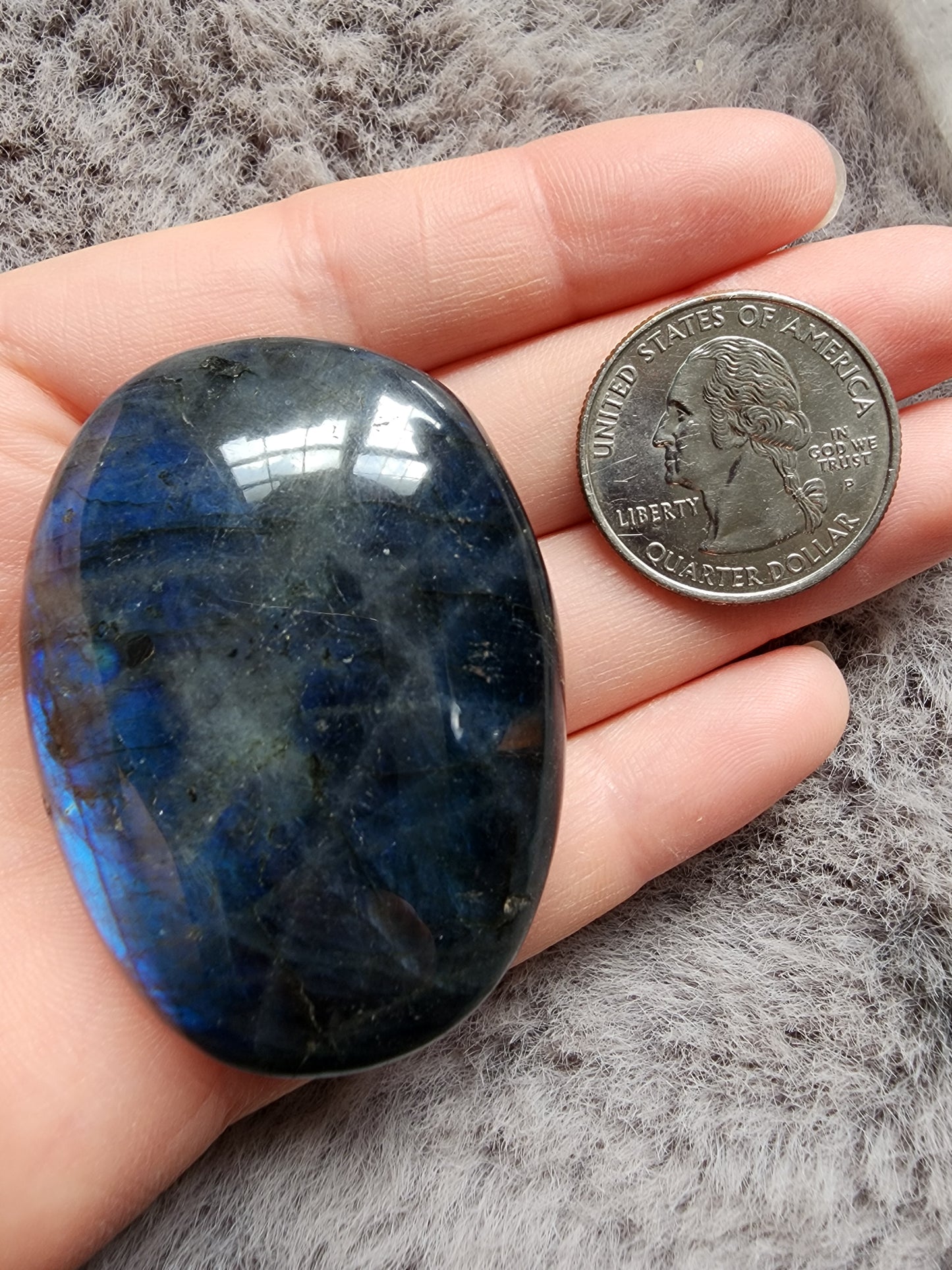 Labradorite Palmstone