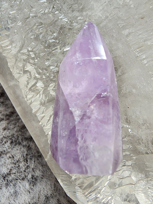 Mini Amethyst Point