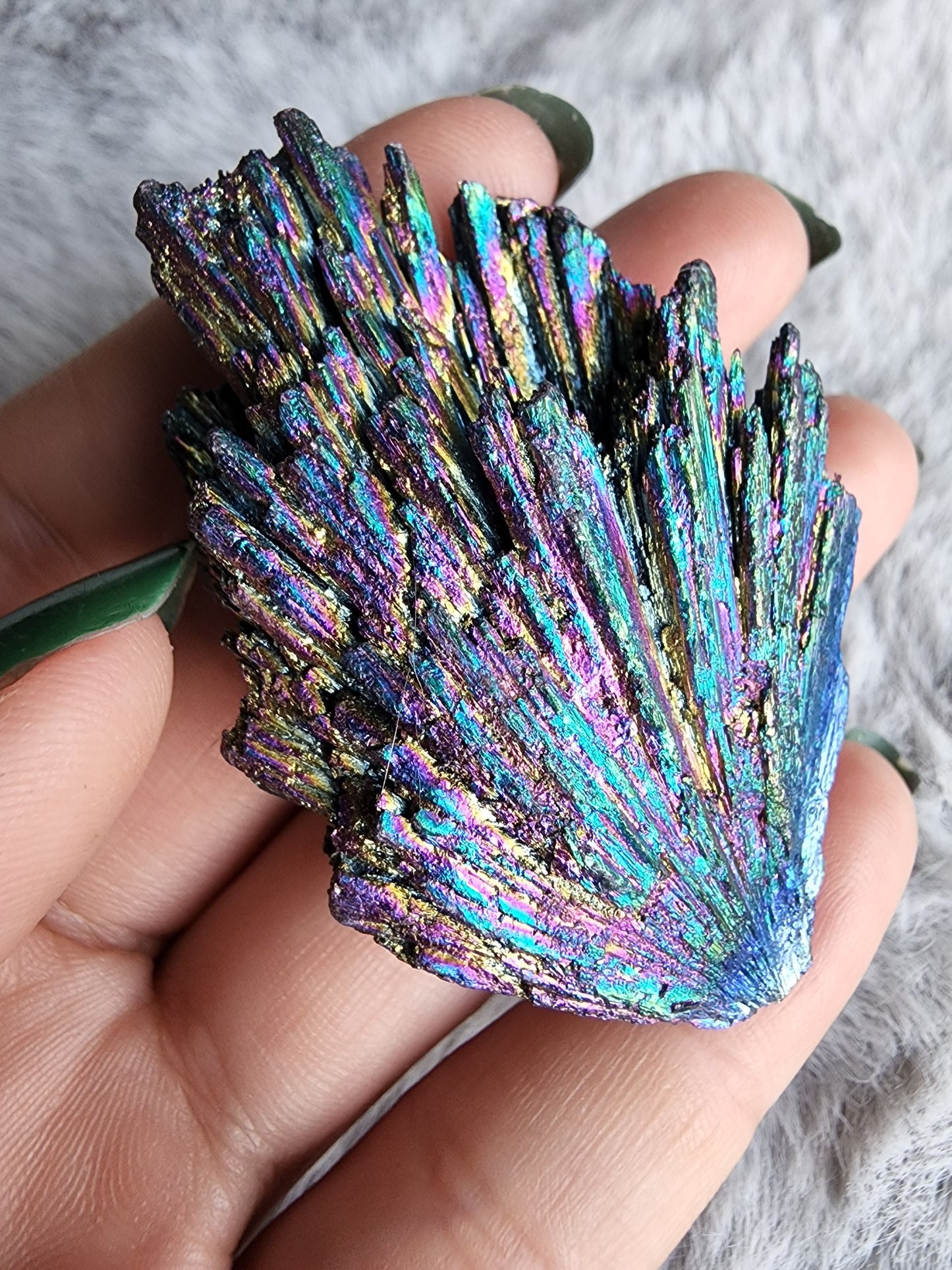 Aura Kyanite Fan