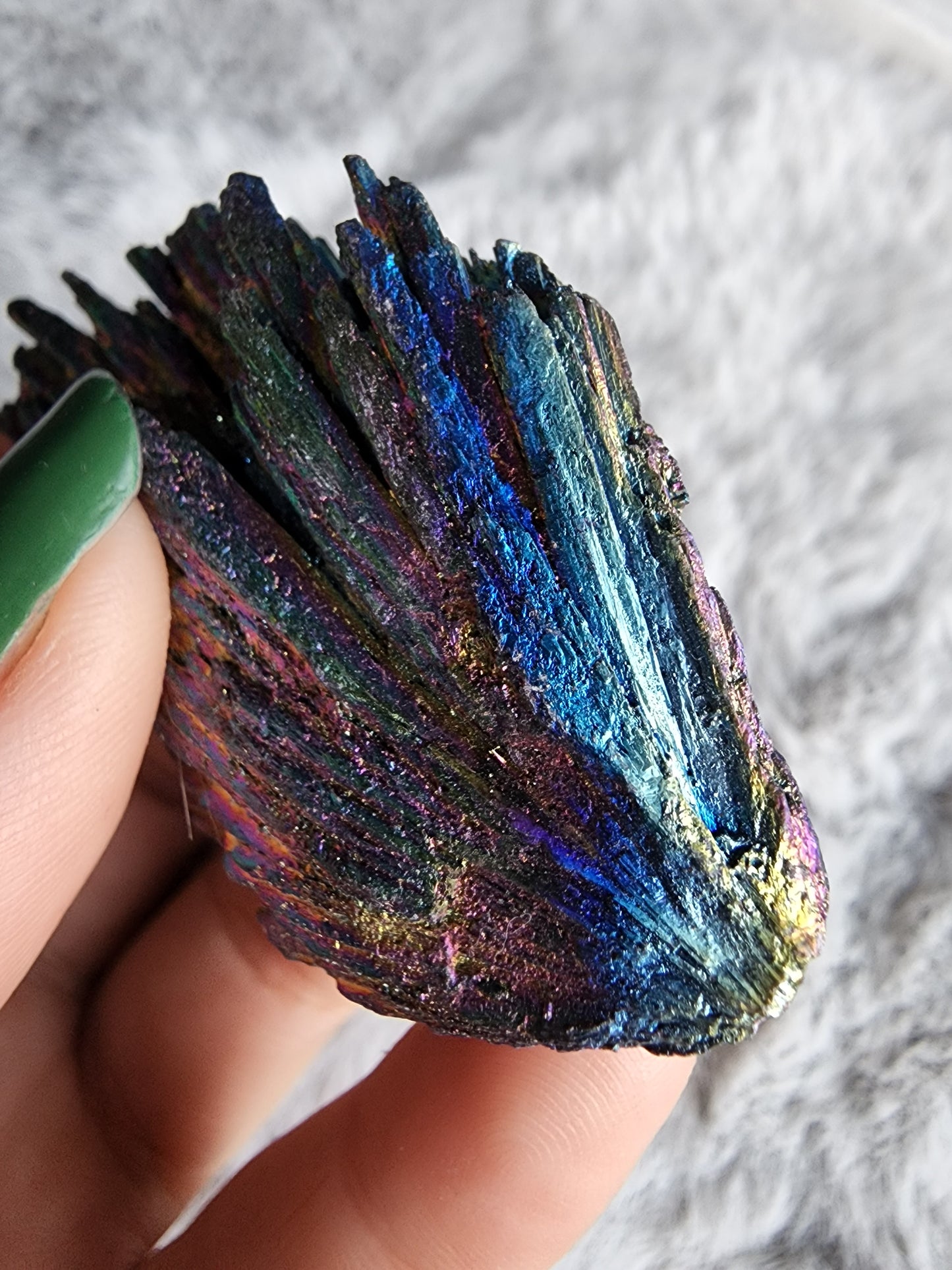 Aura Kyanite Fan