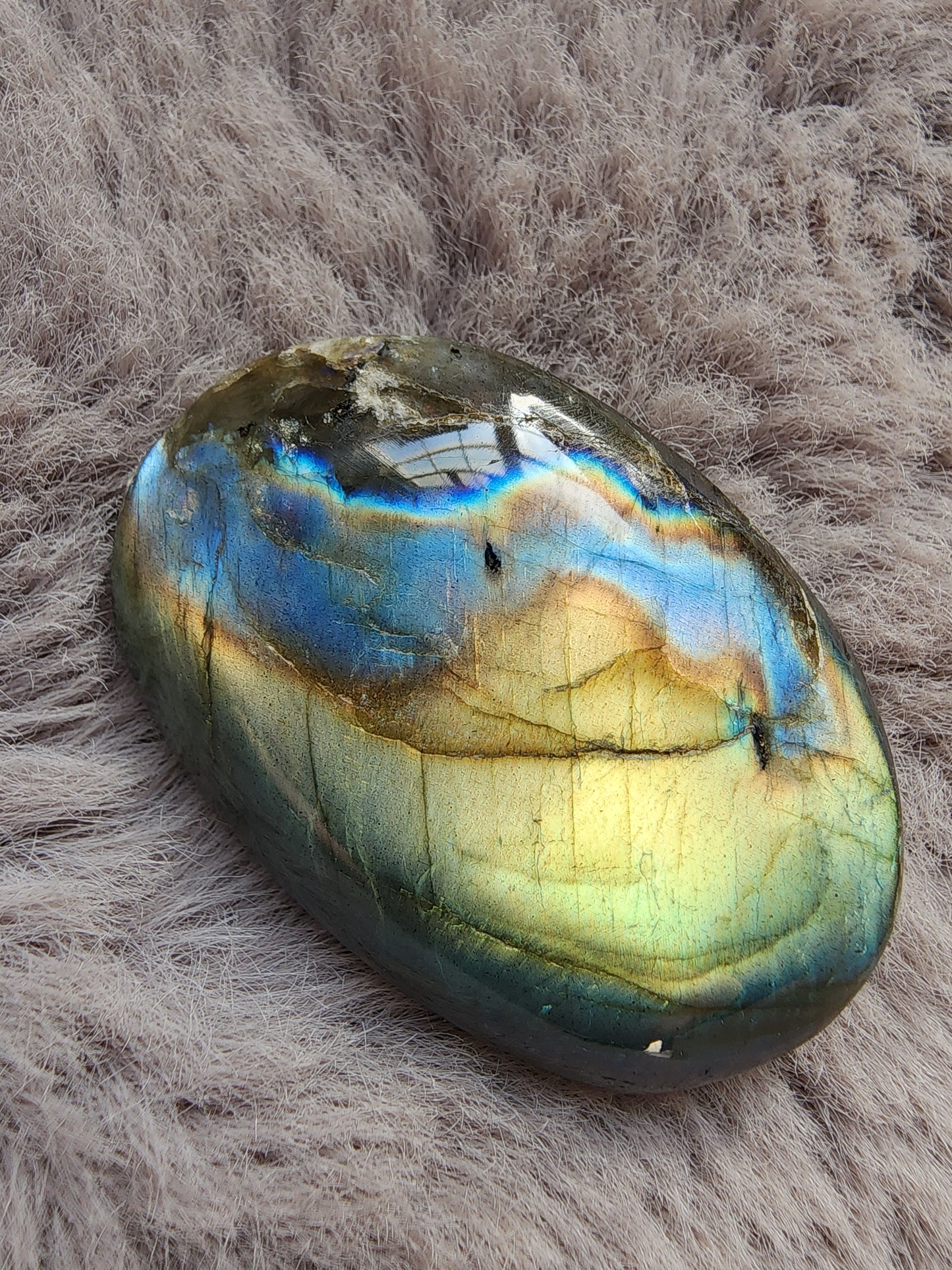 Labradorite Palmstone