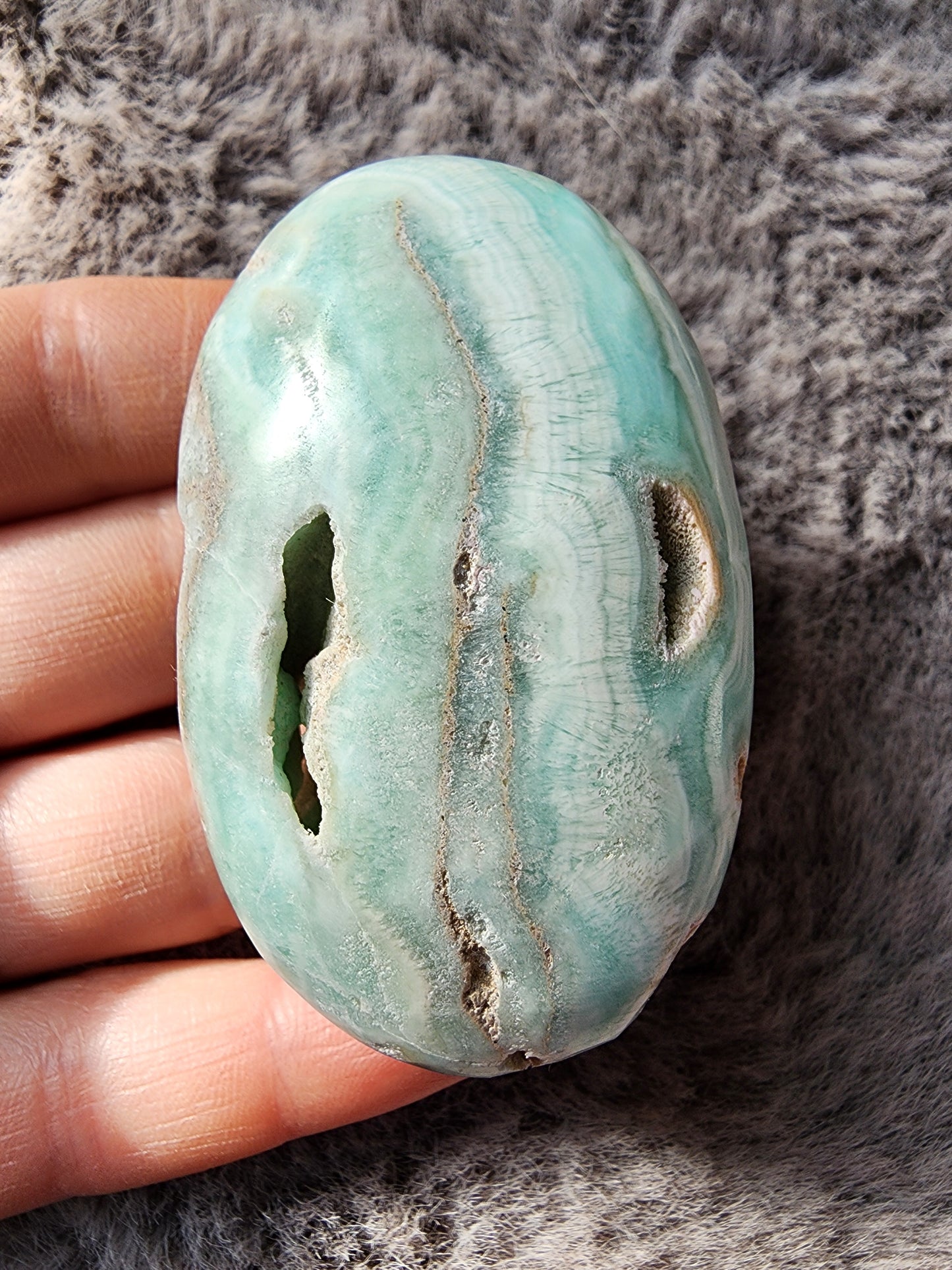 Blue Caribbean Calcite Palmstone