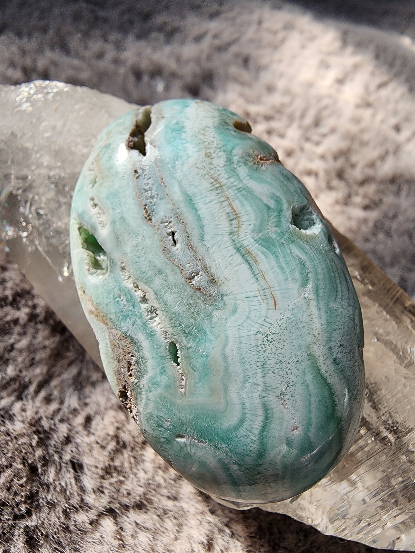 Blue Caribbean Calcite Palmstone