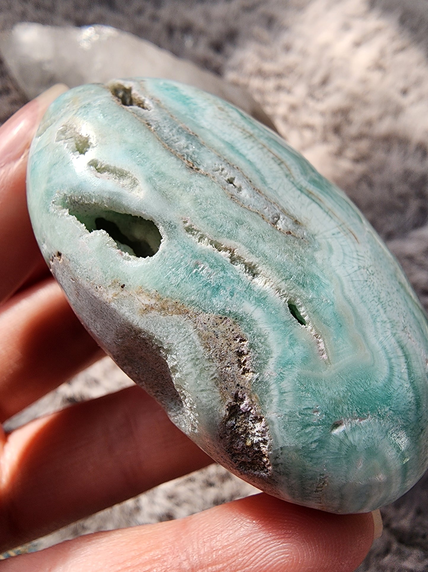 Blue Caribbean Calcite Palmstone