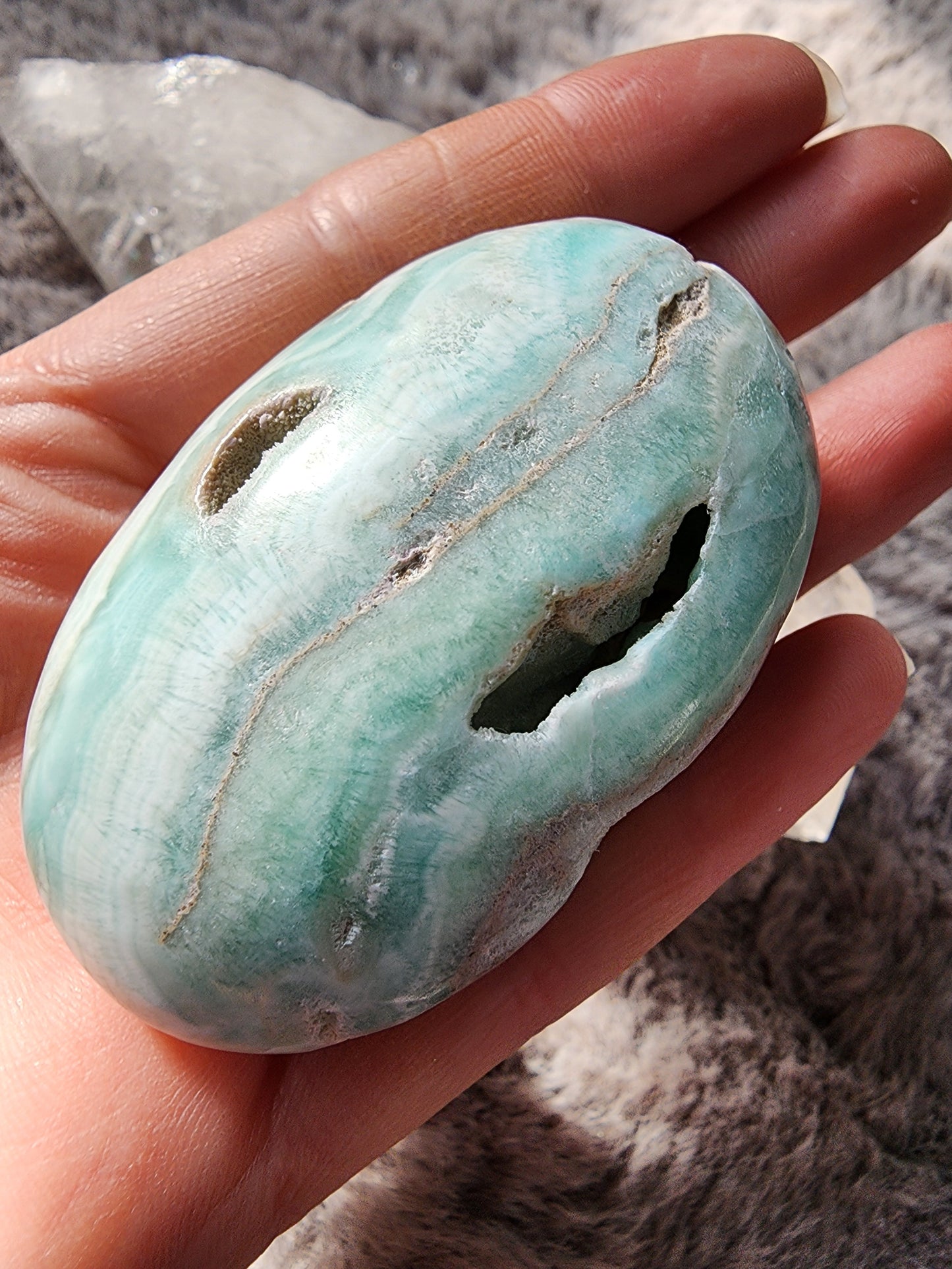 Blue Caribbean Calcite Palmstone