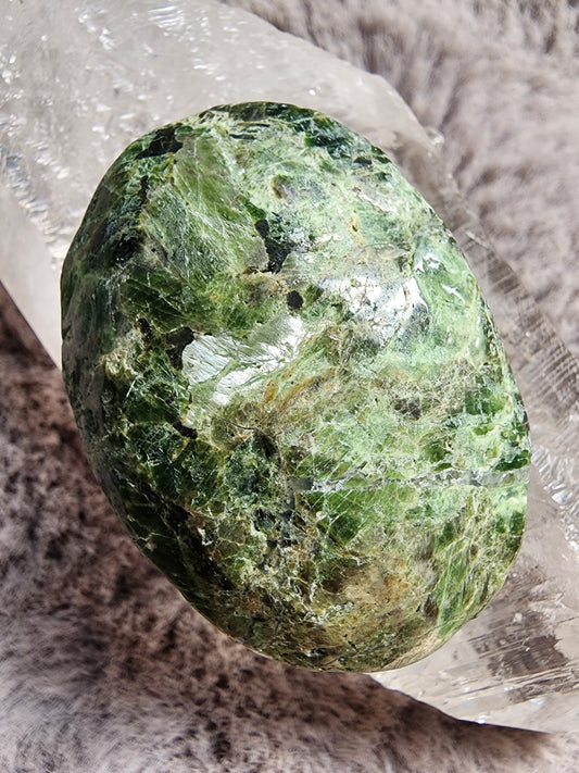 Diopside Palmstone