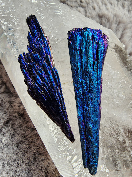 2 Aura Kyanite Fans