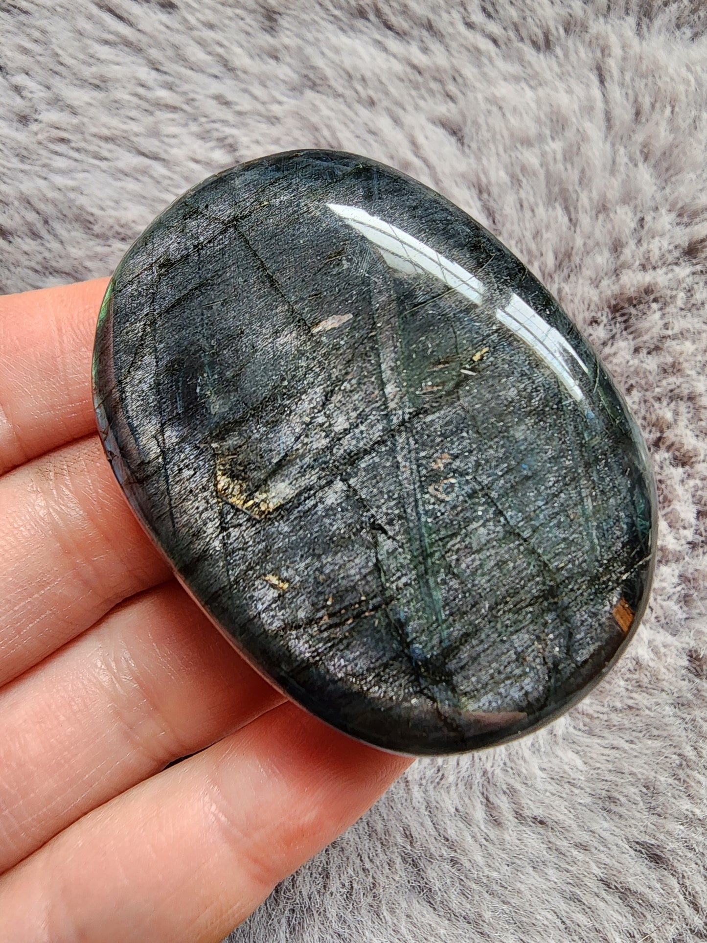 Labradorite Palmstone