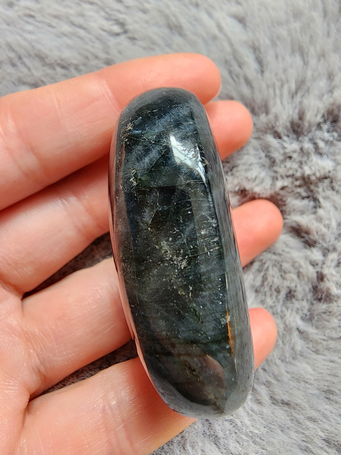 Labradorite Palmstone