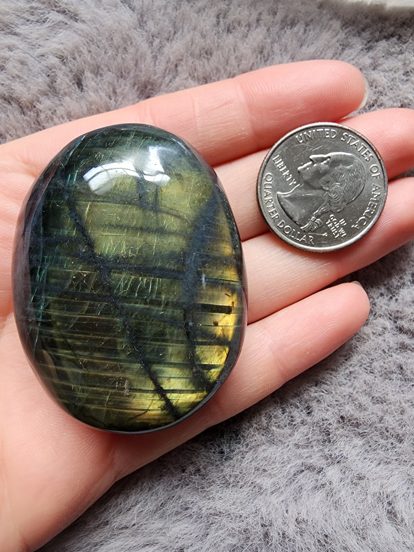 Labradorite Palmstone