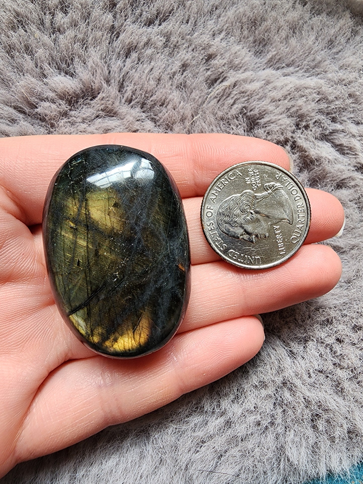 Labradorite Palmstone