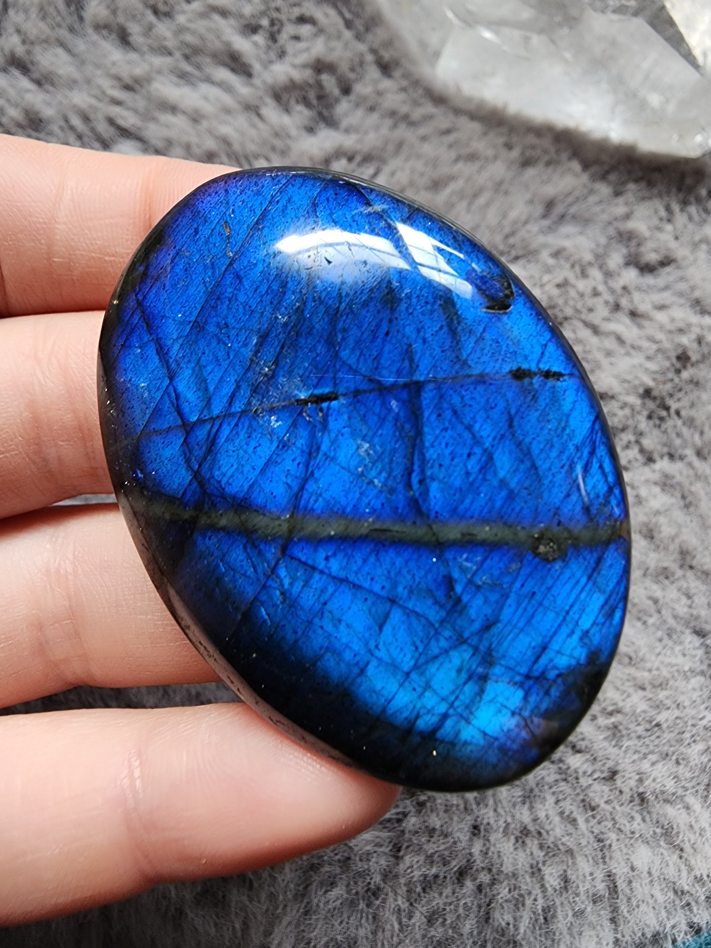 Labradorite Palmstone